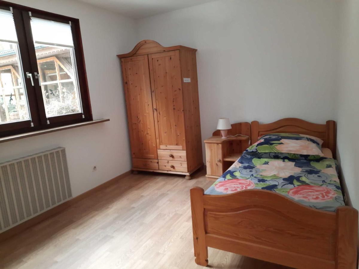 Haus Waldeck Apartamento Furtwangen Exterior foto