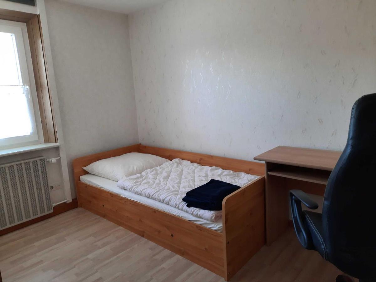 Haus Waldeck Apartamento Furtwangen Exterior foto