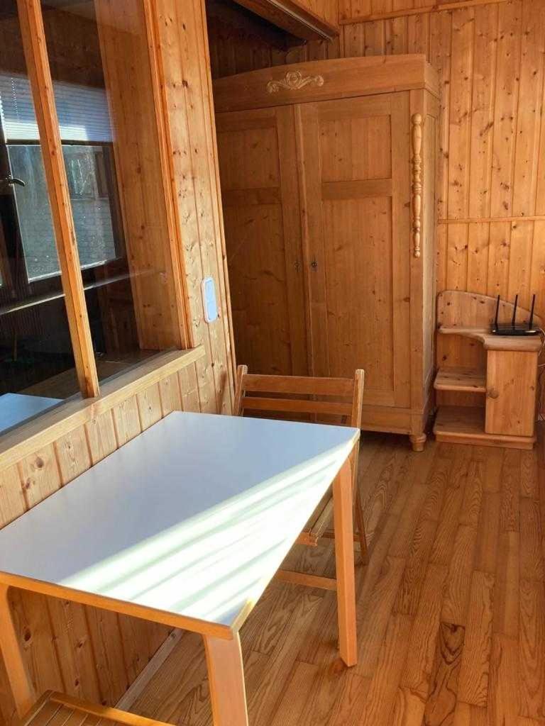 Haus Waldeck Apartamento Furtwangen Exterior foto